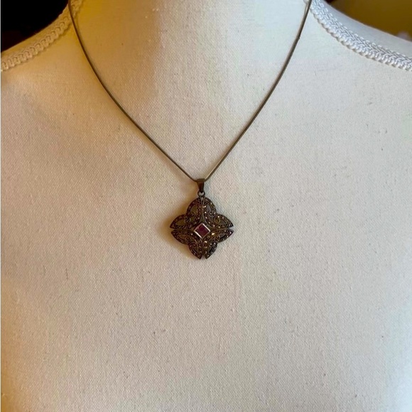 Vintage Amethyst & Marcasite Silver Pendant Necklace - Picture 6 of 7